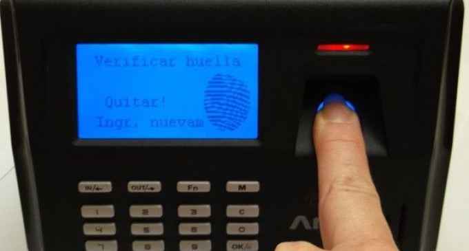 Desde el lunes rige control biométrico en instituciones públicas