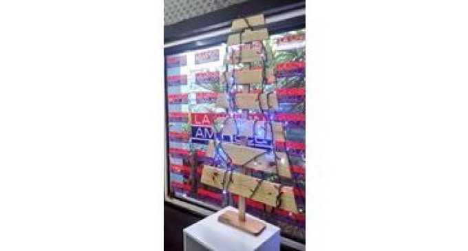 Árboles navideños con impacto social