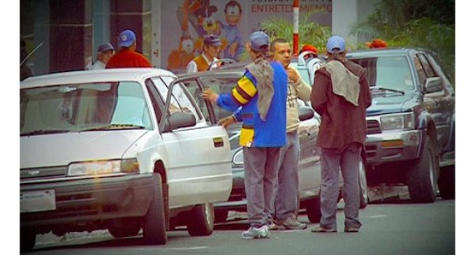 Piden denunciar a ciudacoches
