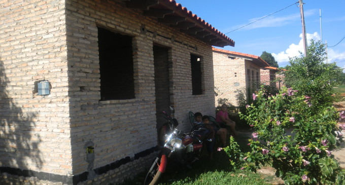 Sortean llaves de 70 viviendas en Itapúa