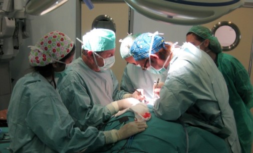 Médicos de IPS debaten sobre trasplante pulmonar
