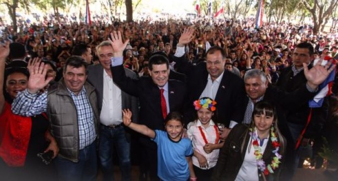Inauguran mejoras en instituciones educativas de Natalio