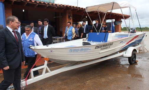 APS recibe lancha para asistencia integral a pobladores de Alberdi