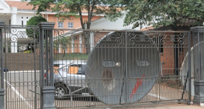 Autoridades de la UNA buscan solucionar suspensiones electorales