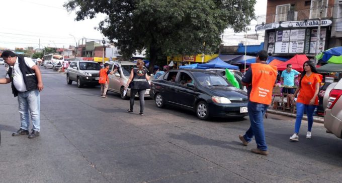 Entregan basureros para autos