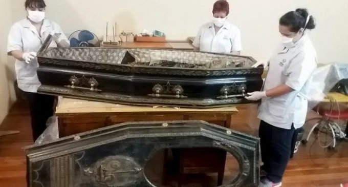 Secretaría de Cultura busca finalizar labores de restauración del ataúd del General Díaz para inicios de febrero