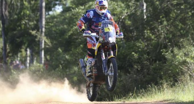 Dakar: el campeón Toby Price se fracturó y abandonó la competencia