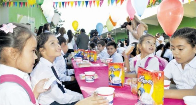 Empresas reclaman pago de deuda por parte de Gobernación de Central para provisión de leche a escuelas