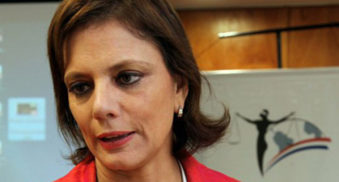 Hay “psicosis” por retención de salarios, dice tributarista