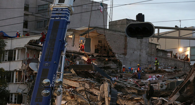 Un sismo de magnitud 6,1 sacude México