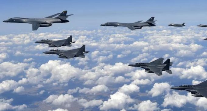 Bombarderos estadounidenses volaron cerca de la costa de Corea del Norte