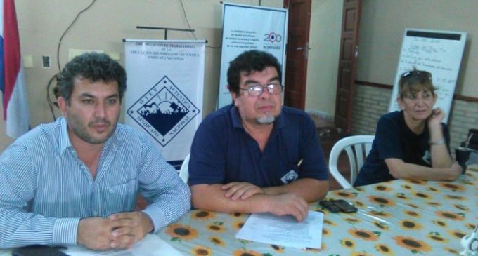 Docentes rechazan proyecto de presupuesto que busca usar fondos de Caja Fiscal para bonos