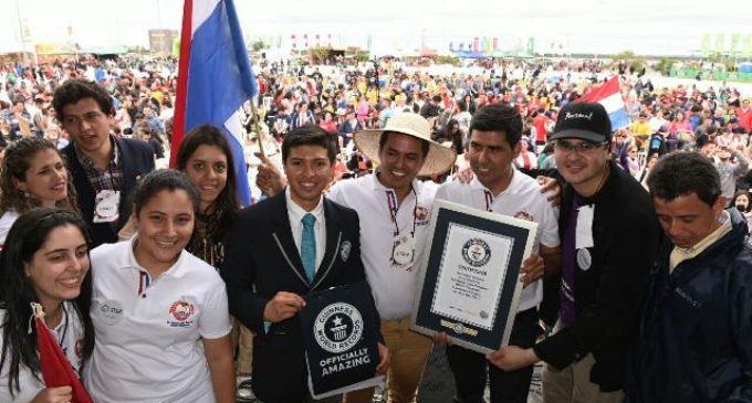 Paraguay logra Record Guinness por ronda más grande de tereré