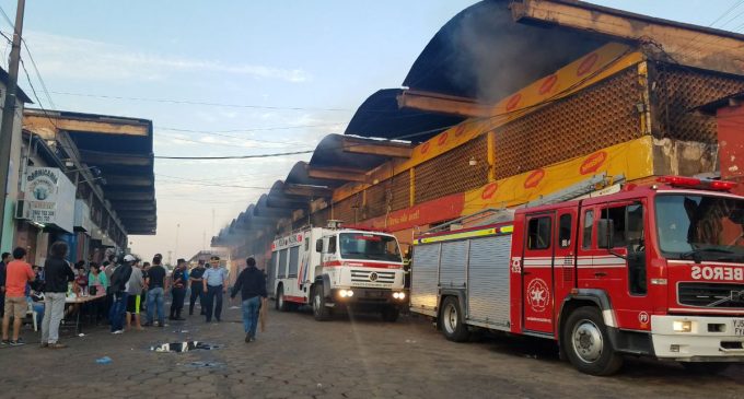 Director de Mercado de Abasto garantiza ayuda a comerciantes afectados por incendio