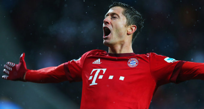 Lewandowski quiere un suplente