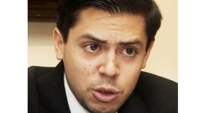 “Los pagos son autorizados por el Directorio del partido”, dice abogado de Efraín Alegre