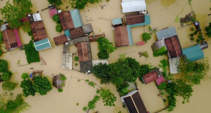 El tifón Damrey deja al menos 27 muertos tras su paso por Vietnam