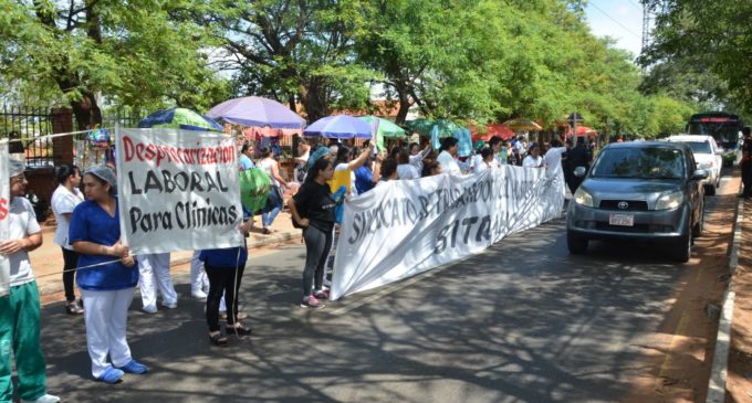 Funcionarios del Hospital de Clínicas bloquearán avenida Mariscal López