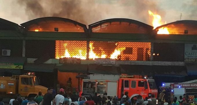 Aguardan informe pericial sobre incendio en el Mercado de Abasto