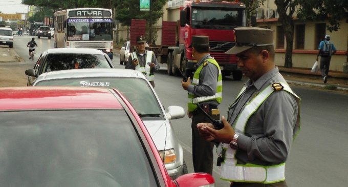 Patrulla Caminera aconseja “filmar” para denunciar casos de corrupción