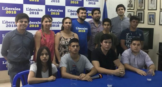 Jóvenes liberales piden la expulsión de Blas Llano de su partido