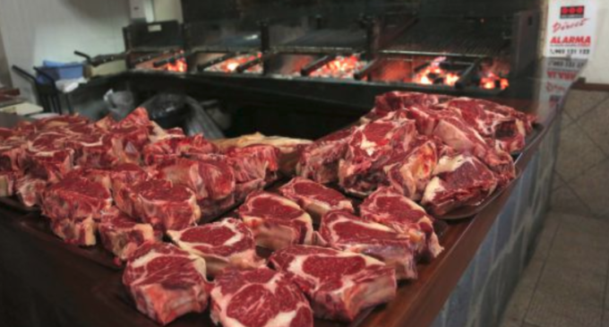 Tesis alerta sobre “bacterias que no se ven” en la carne