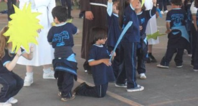 Niegan matricula a niño con autismo y acusan discriminación