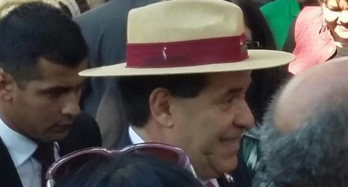 Memes de Cartes tras misa en Caacupé