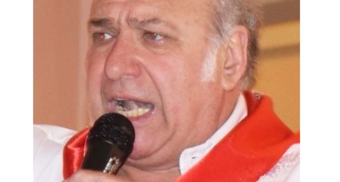 Colorados luqueños juntan firmas para pedir expulsión de González Daher del padrón de la ANR