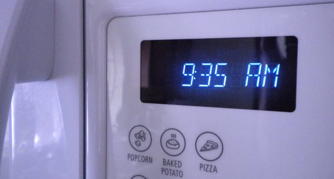 Los relojes electrónicos se están atrasando misteriosamente hasta casi 6 minutos en 25 países de Europa