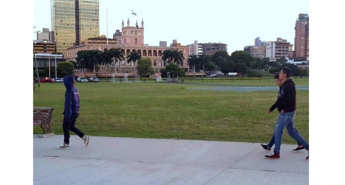 Tiempo fresco y lluvias seguirán durante el domingo