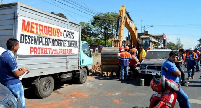 “El MOPC no tiene planos aprobados para las obras del Metrobús”, aseguran frentistas