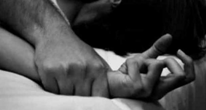 Investigan a adolescente que reclutaba menores para citas con adultos