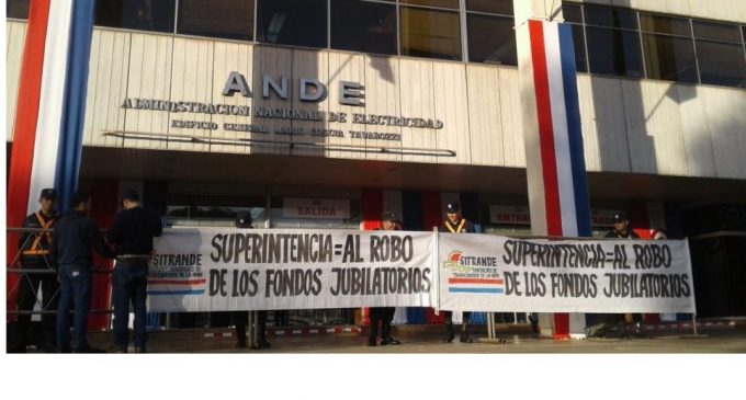 Sindicatos preparan manifestación contra creación de Superintendencia del IPS