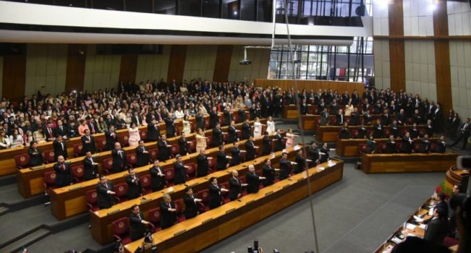 Ven con poca probabilidad cumplimiento de seguro de IPS para parlamentarios