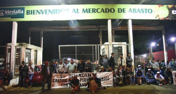 Manifestantes protestan contra ingreso masivo de productos de contrabando