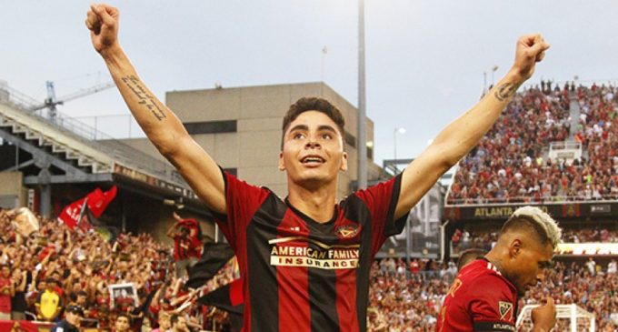 West Ham y Newcastle van por Miguel Almirón