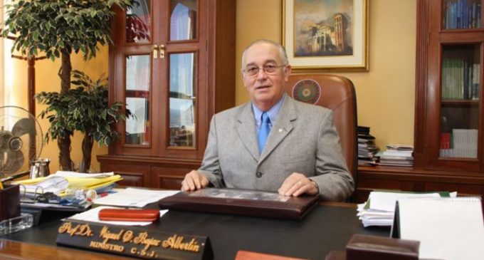 A pesar de su renuncia, continuará investigación de pedido de coima que involucra a exministro de Corte