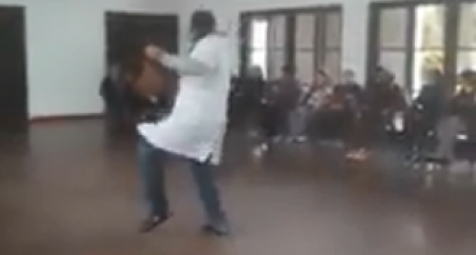 El doctor bailarín: “El adulto mayor necesita mucho cariño”