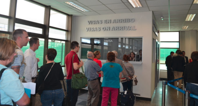 Cerca de 2.000 extranjeros sin documentos