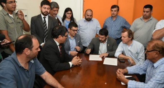 Transportistas levantan medida de fuerza tras acuerdo con autoridades