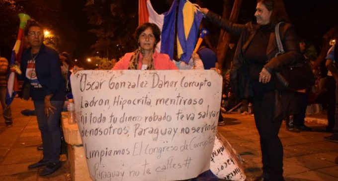 Madre de Tobías Vargas repudió exigencia de González Daher: “Le truncaron la carrera a mi hijo”