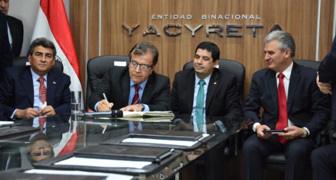 Nicanor asume como director de Yacyretá