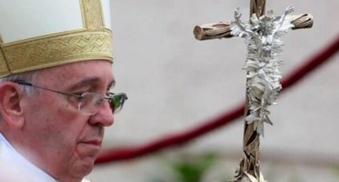 Papa escribe carta a católicos por abusos sexuales y promete que ya no habrá encubrimiento