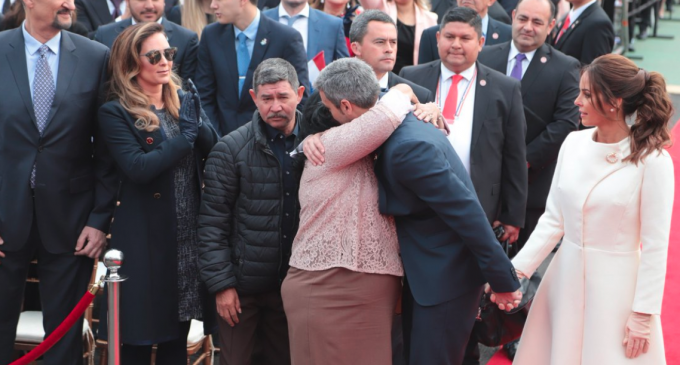 Obdulia confía en Mario Abdo