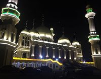 China insiste en demolición de mezquita pese a protestas