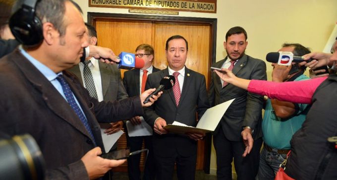Presidente de Diputados promete acabar con ‘planilleros’