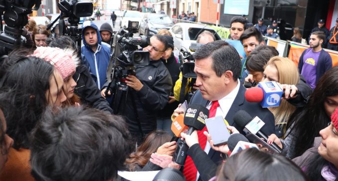Petta pide informe sobre material de educación sexual
