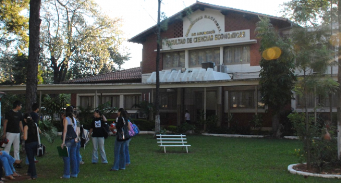 Investigan acto sexual en la Facultad de Economía de la UNA