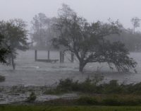 A su entrada a Estados Unidos, Florence ya deja a su paso sus primeros fallecidos